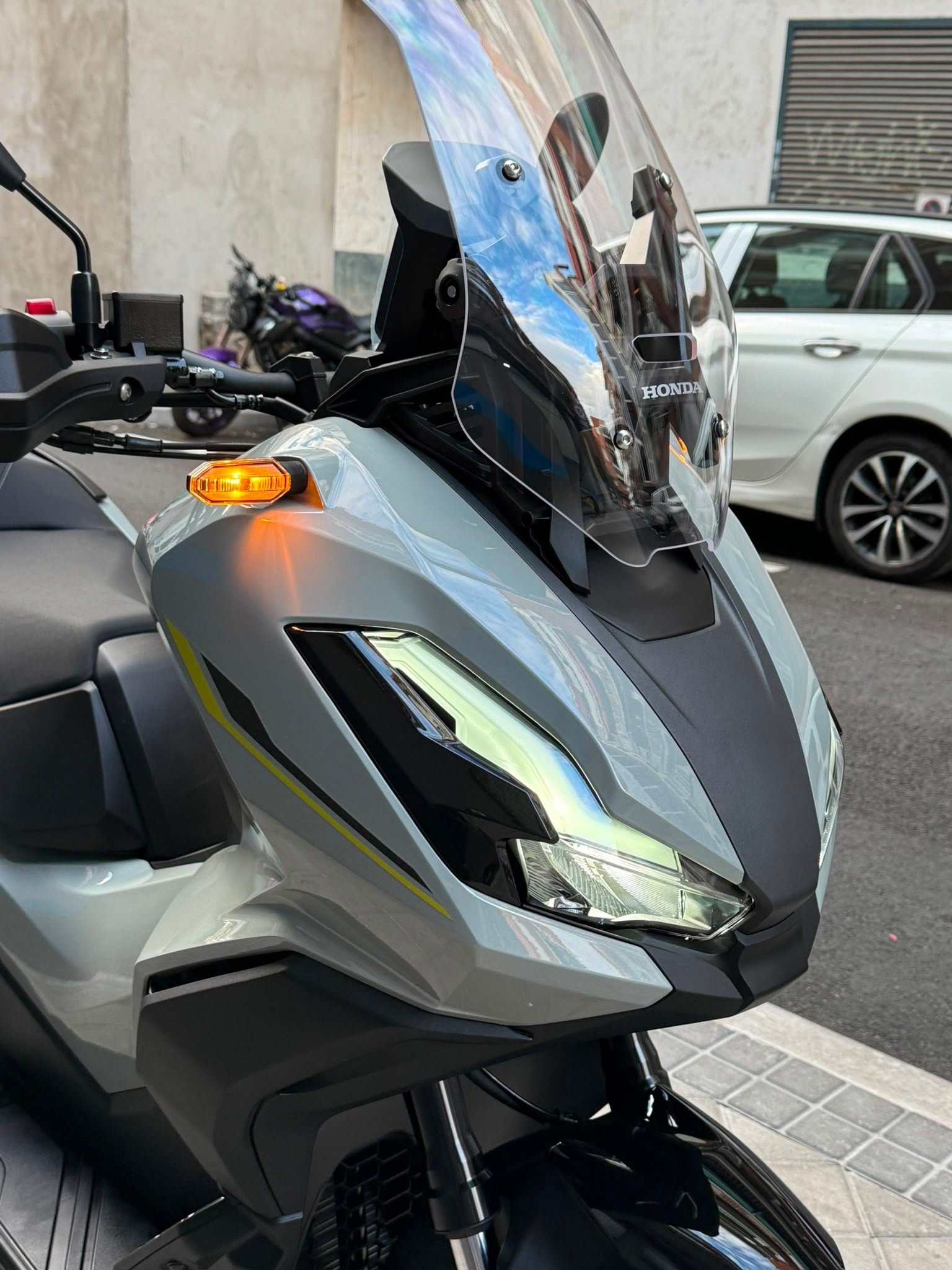 Honda ADV 350 - 2026 - Especial Edicion - Imagen 3