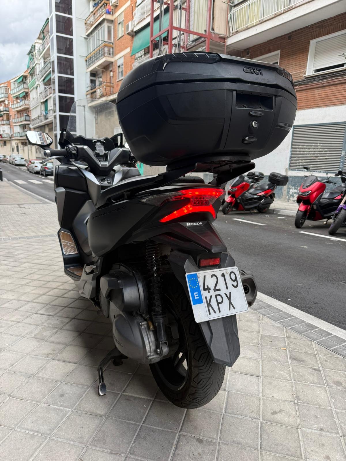 Honda Forza 300cc - 2018 - Imagen 5