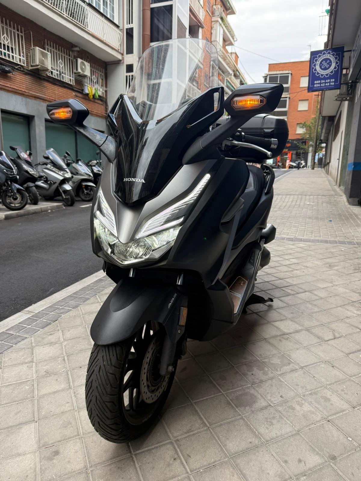 Honda Forza 300cc - 2018 - Imagen 2